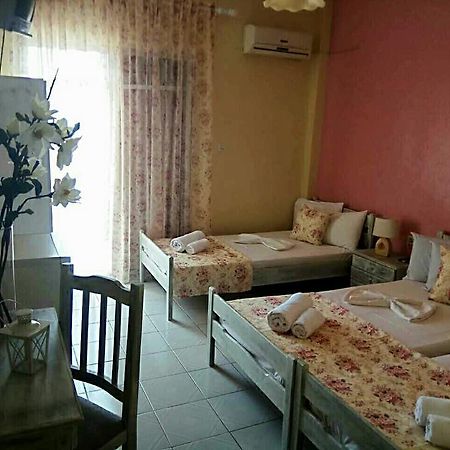 Foteini Rooms Skala Sotiros Buitenkant foto