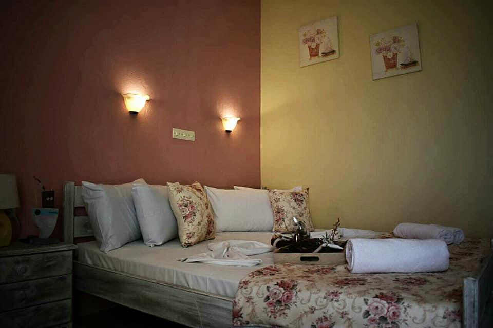 Foteini Rooms Skala Sotiros Buitenkant foto